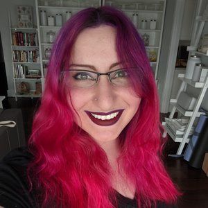 Meet your Posher, Alyssa michelle